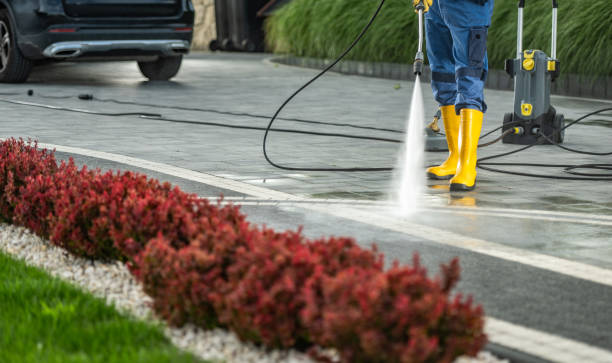 Best Playground Equipment Cleaning  in Delano, CA